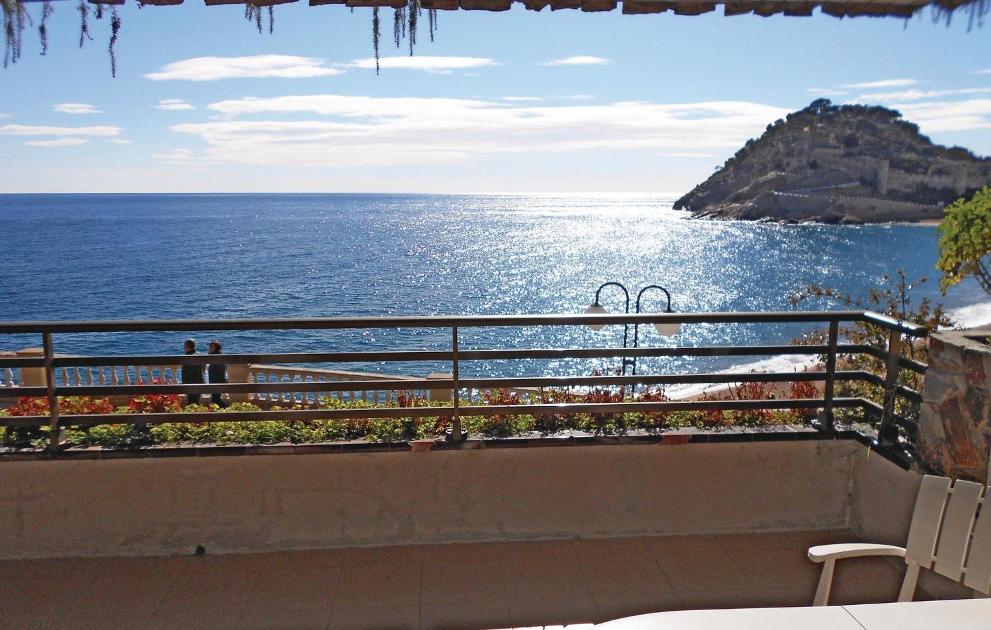 Stunning Apartment In Tossa De Mar With Wifi Екстериор снимка